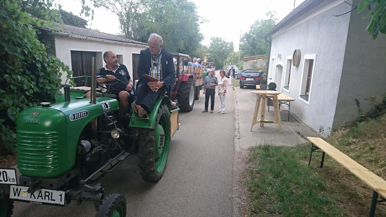 Weingut Familie Bauer Hotel Grossriedenthal Kültér fotó